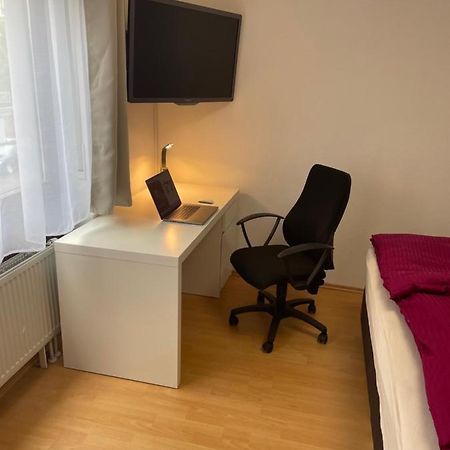 Zimmer Im Herzen Von Durlach Apartment Карлсруе Екстериор снимка