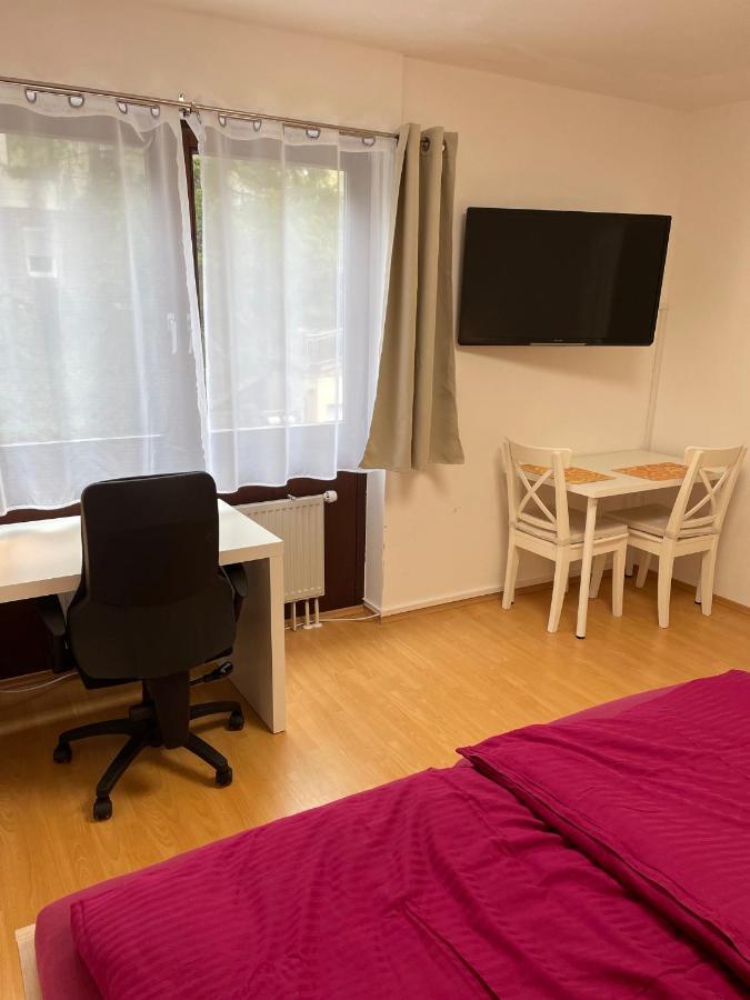 Zimmer Im Herzen Von Durlach Карлсруе Екстериор снимка